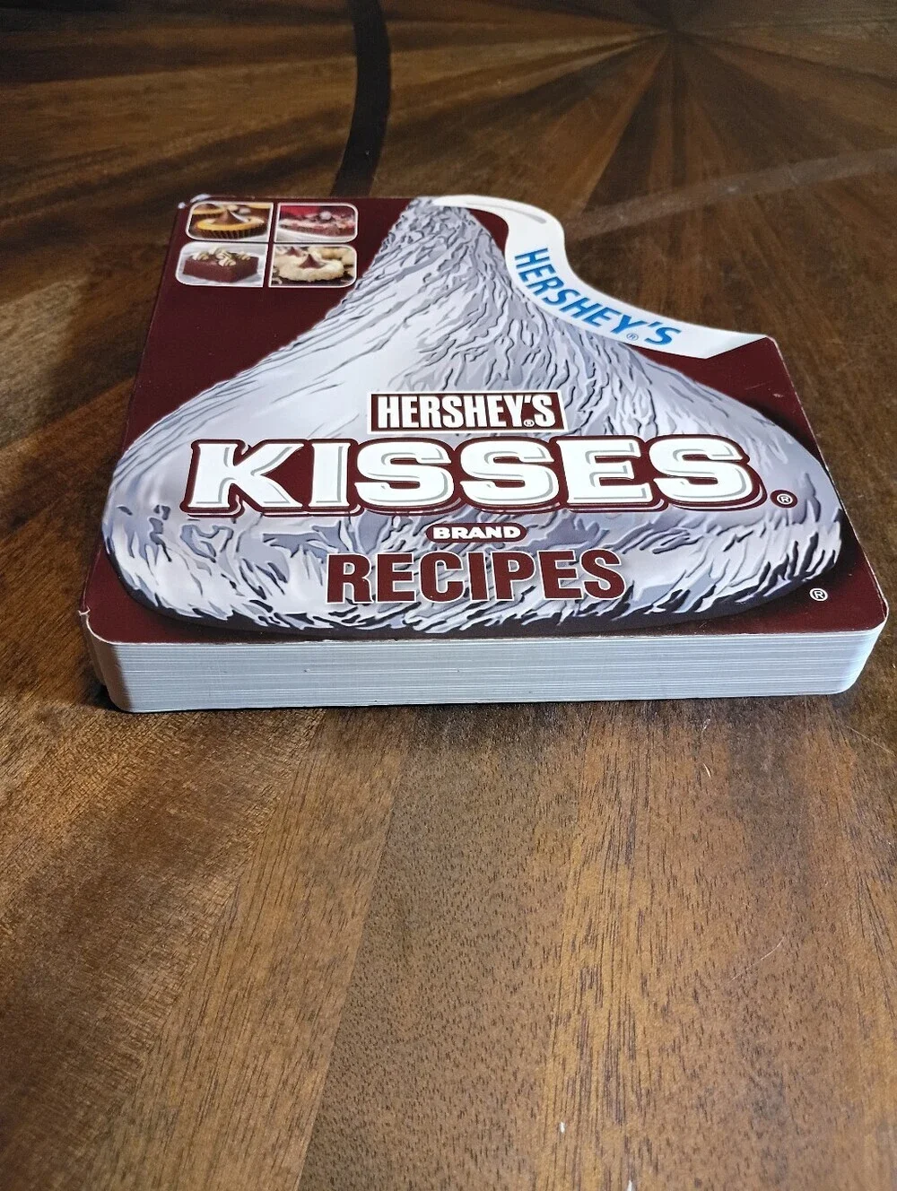 Hershey’s KISSES Brand Recipes Shaped Hardcover Cookbook 2009 Collectible
